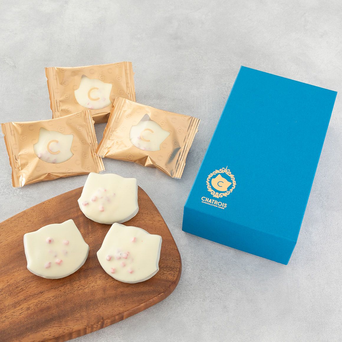 苺の牛乳ショコラサブレ