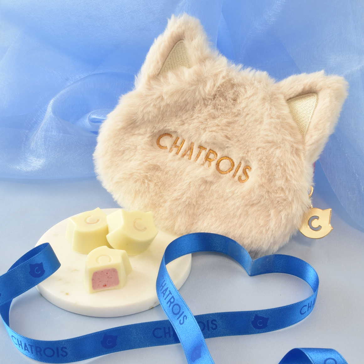 子猫のポーチ　クリーム