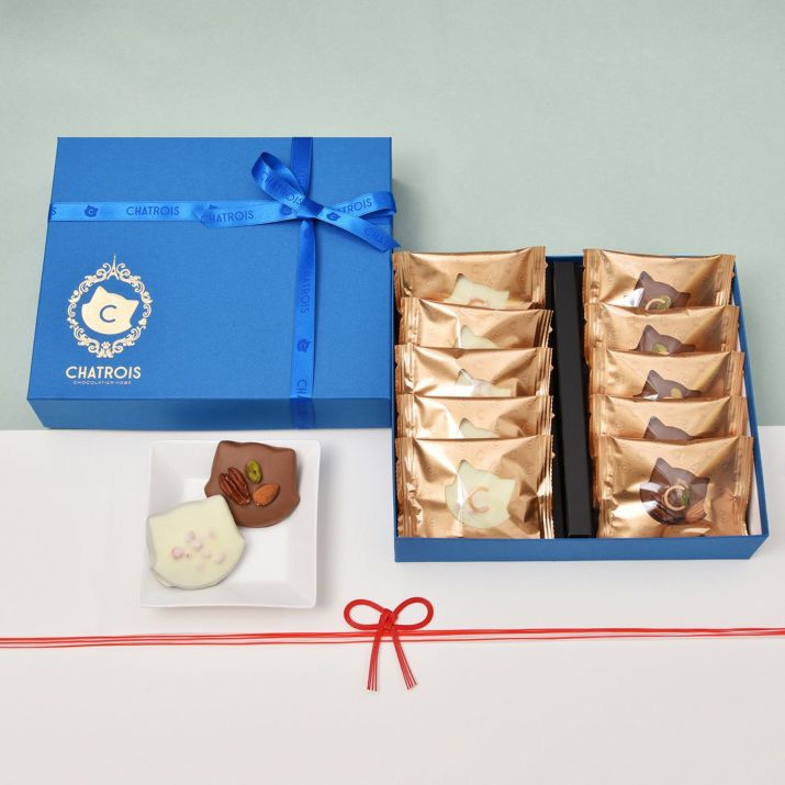 ミヌー&苺の牛乳ショコラサブレ12枚入の写真