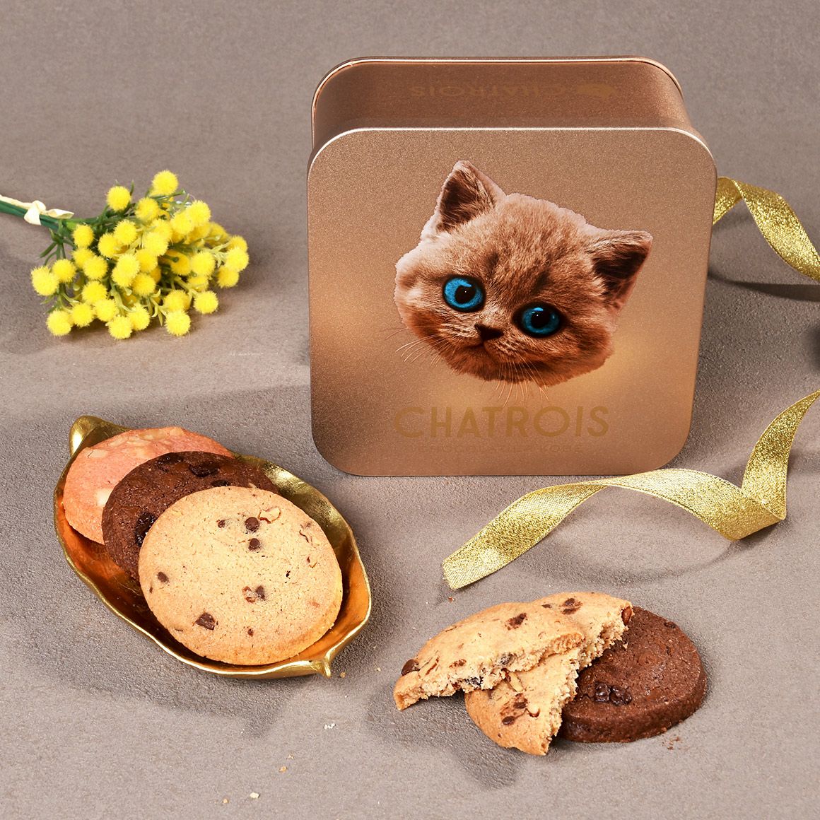金のフェイス缶サブレ｜猫好き必見！かわいいギフトと高級お菓子